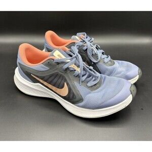 Nike Running Shoes / Athletic Shoes / Size 6y Youth GS / Pre Owned